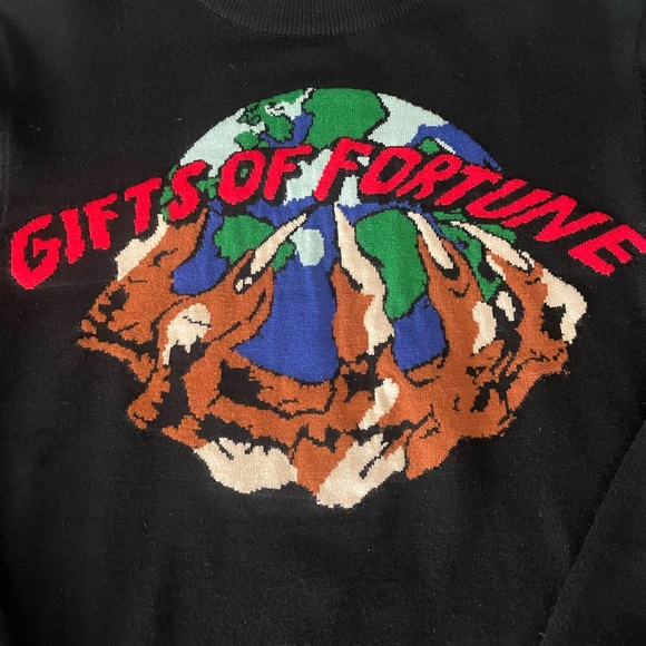 Gifts of Fortune sweater - Picture 1 of 3